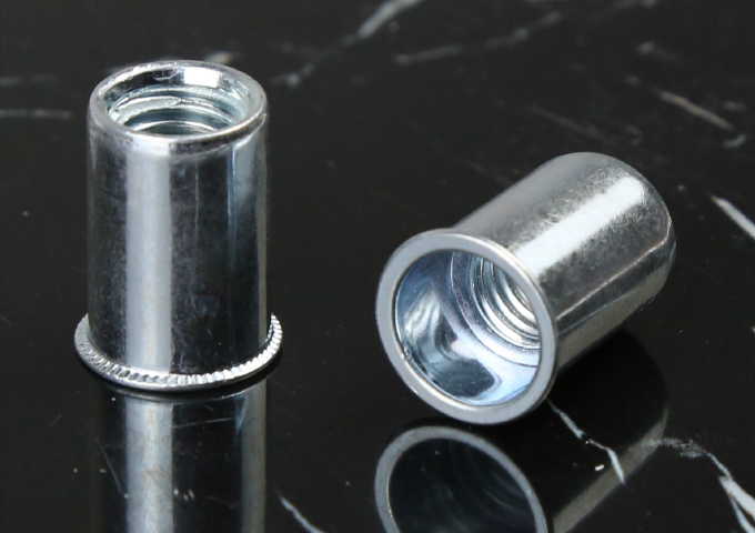 小沉菊花（英标）