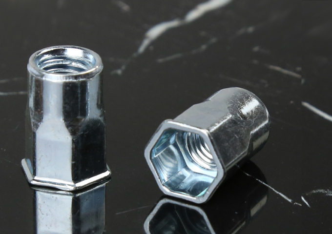 小沉头内外六角