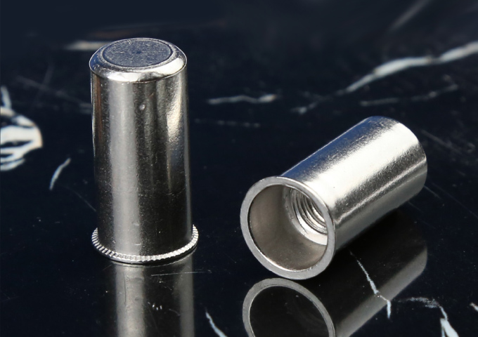 不锈钢小头光身（盲孔）